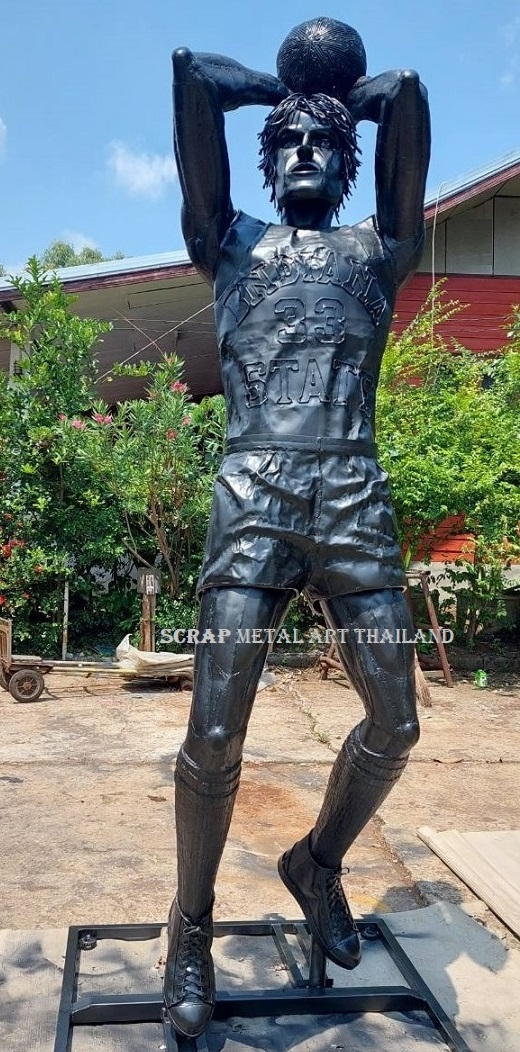 Superstar NBA Basketball player (Larry Bird) sculpture, life size celebrity metal art, made in Thailand