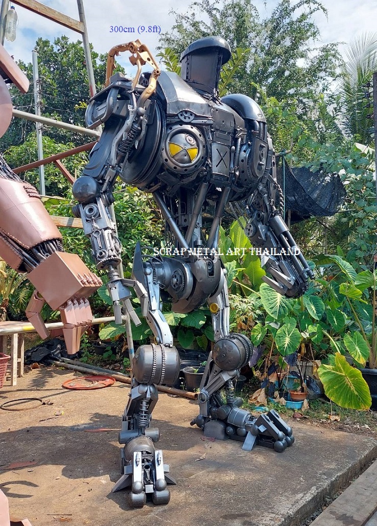 Robocop2 Cain statue, life size scrap metal art made in Thailand