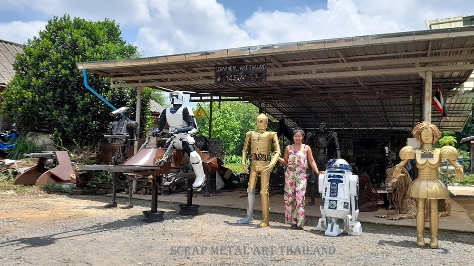 Star Wars Scouttrooper on speederbike, C3PO, R2D2, Battledroid and DOT Matrix statues, life size scrap metal art sculptures, made in Thailand